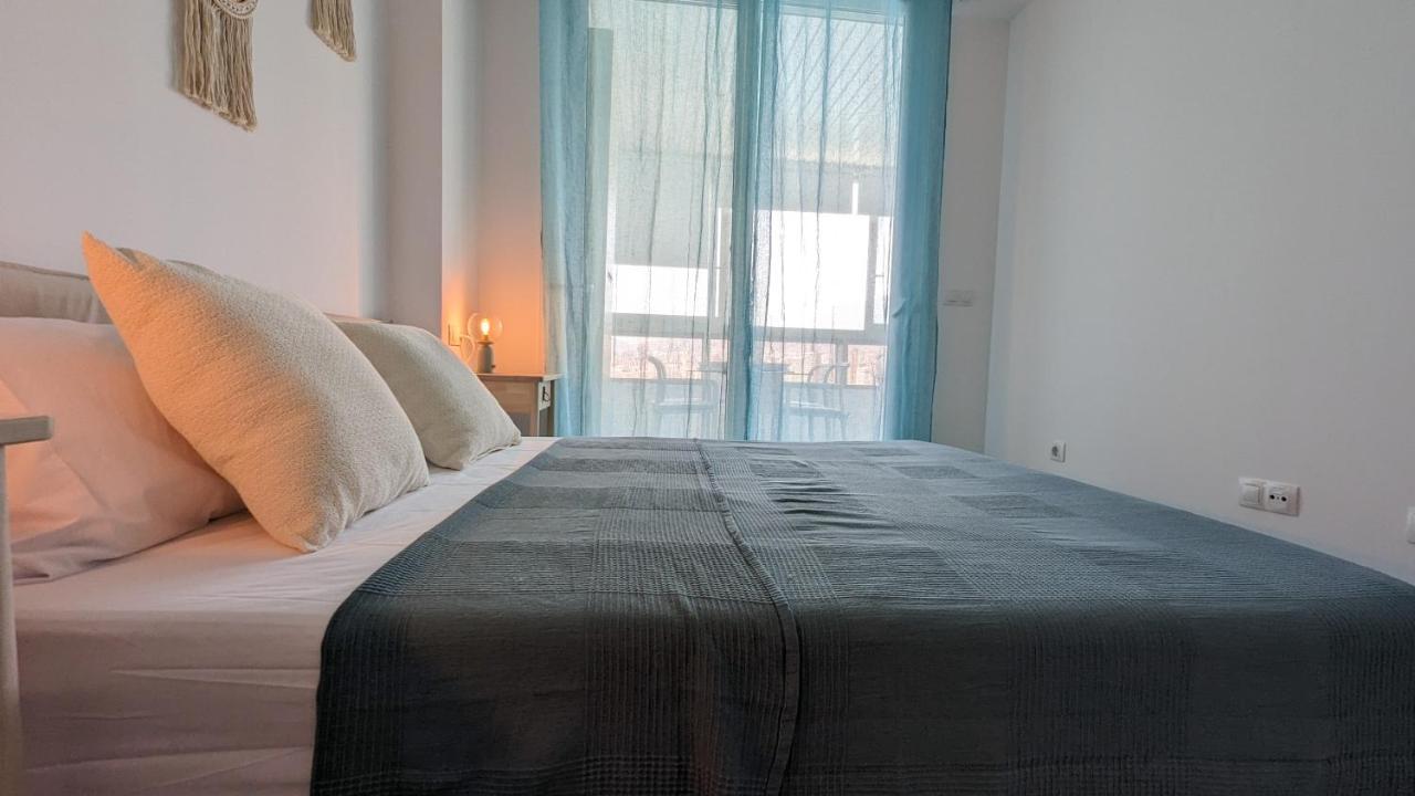 Gemelos Sea Front Apartment Benidorm Dış mekan fotoğraf